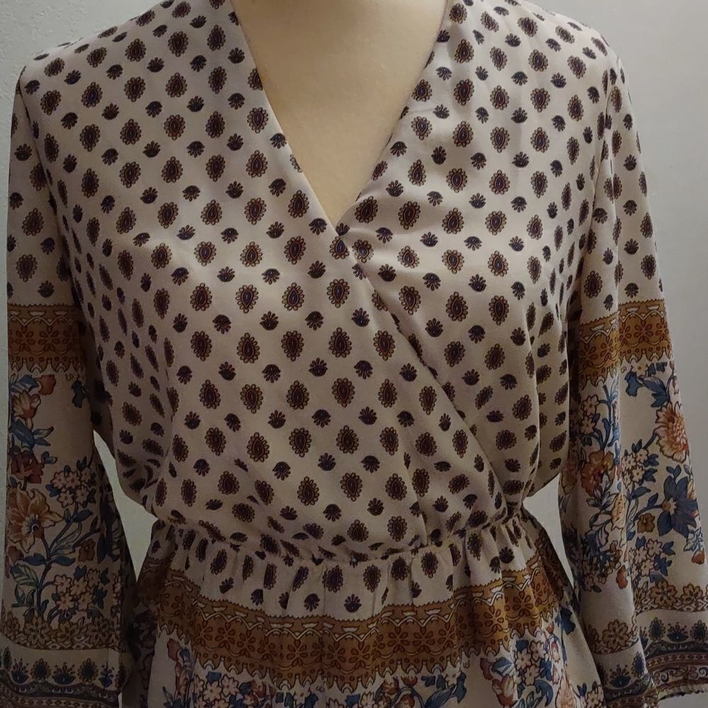 Alga Women's size L Boho Romper shorts brown‎ gold blue Ethnic print 3/4 sleeve